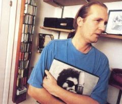 En yngre Per Jonsson tillsammans med Robert Zimmerman. 